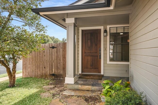 Photo - 7701 Grovedale Trail