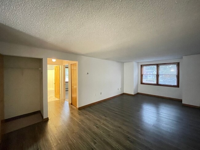 Photo - 37 Alice Dr Unit 104