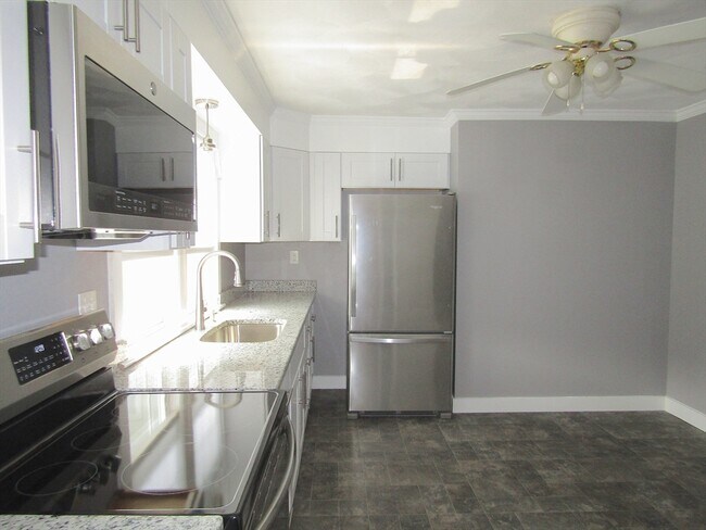 Photo - 6 Woodman Rd Unit 2