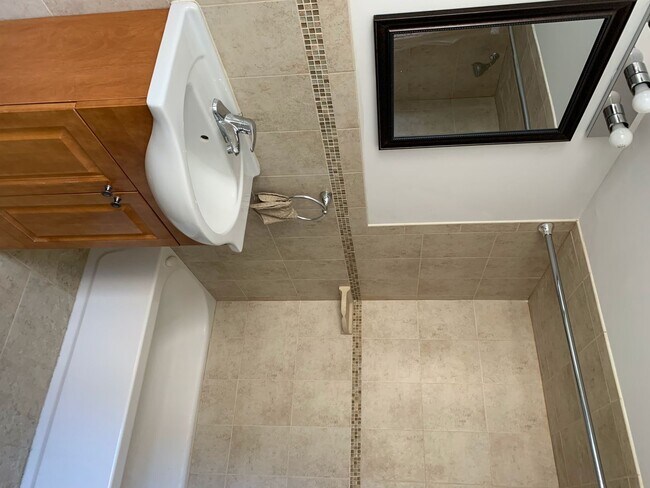 Photo - 71 Palisade Ave Unidad 2R