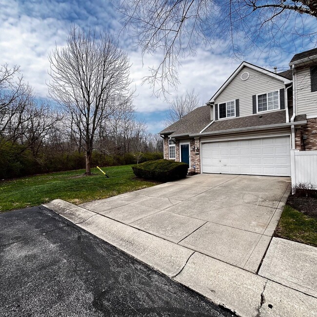 Building Photo - 9356 Villa Creek Dr