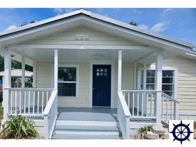 Building Photo - 804 College Ave Rental