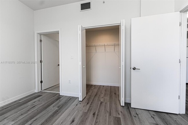 Photo - 26720 Old Dixie Hwy Unidad 203