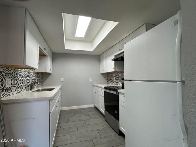 Photo - 9618 N 5th St Unidad 1