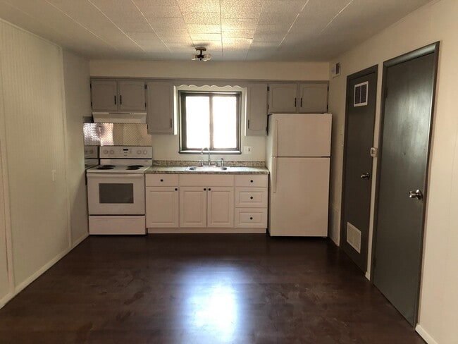 Photo - 90 Vilsack St Unit I