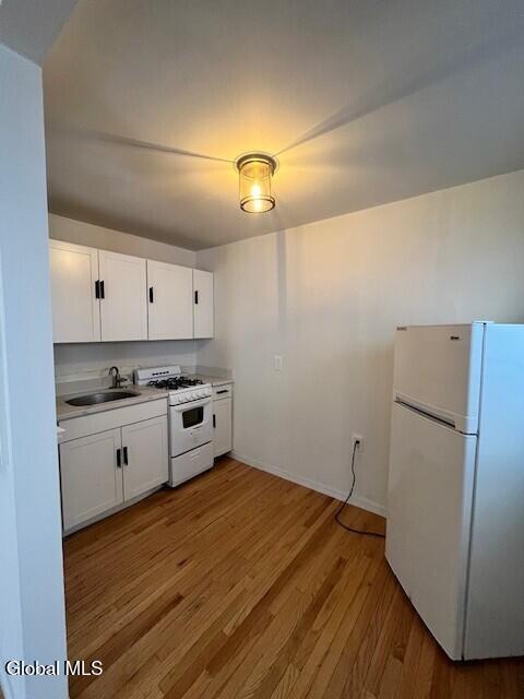 Photo - 104 S Ferry St Unit B