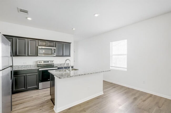 Photo - 329 Flower Smith Ln
