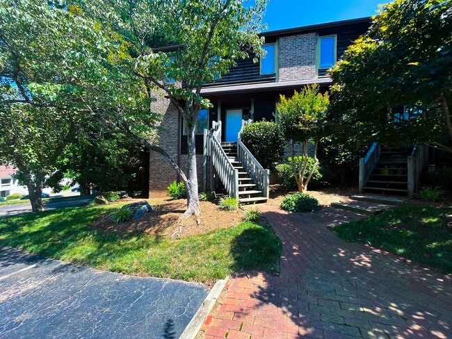 Photo - Beautiful 3-story 2 bedroom, 2 1/2 bathroom townhome in Winston Salem