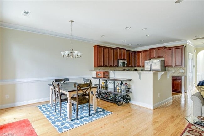 Photo - 1135 Heritage Path Ln