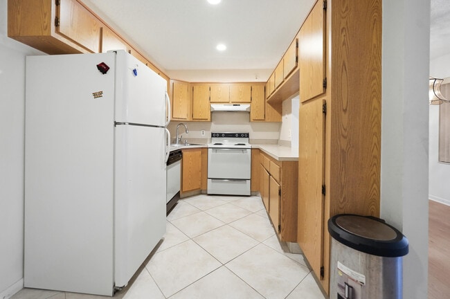 Photo - 801 Sky Pine Way Unit A2