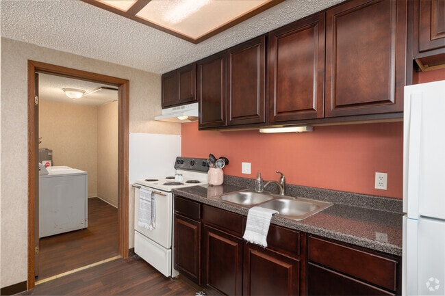 Kitchen - 1BR, 1BA - 600SF