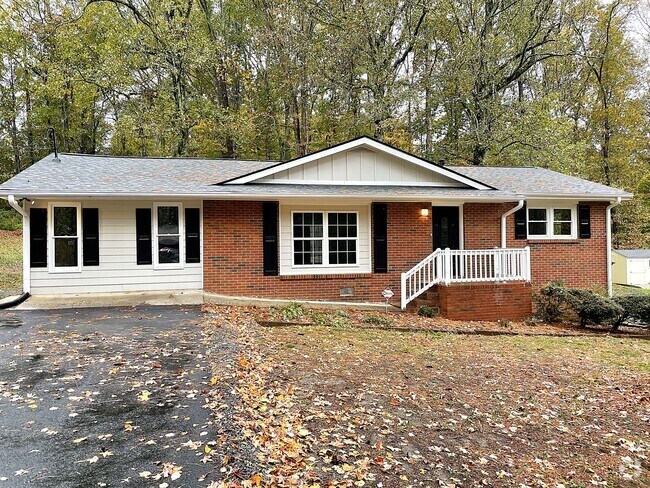 Building Photo - 153 Macedonia Forest Cir Rental