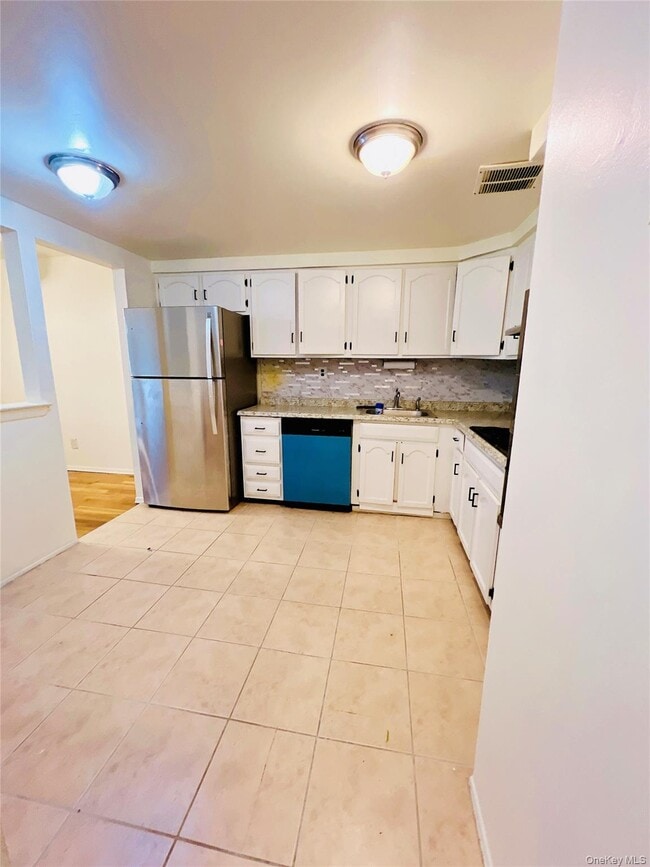 Photo - 13-27-27 Bell Blvd Unit 3F