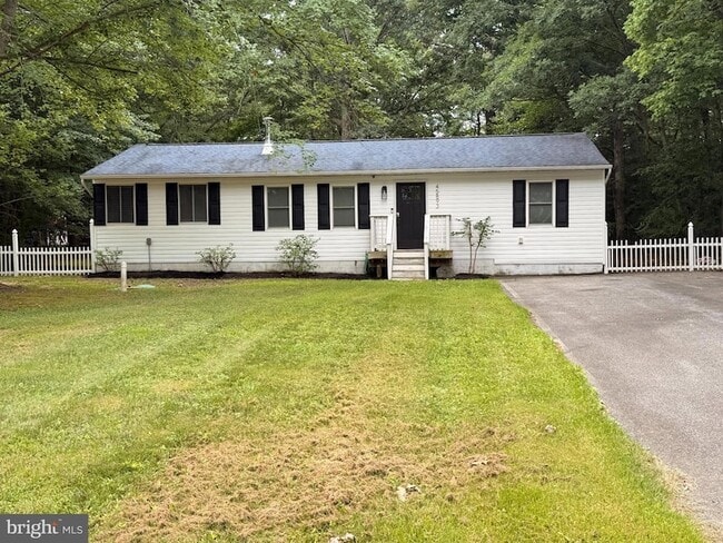 Building Photo - 45893 Guenther Dr