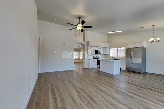 Photo - 7599 W Vermont Ave