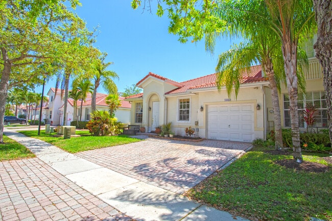 18860 SW 25th Ct