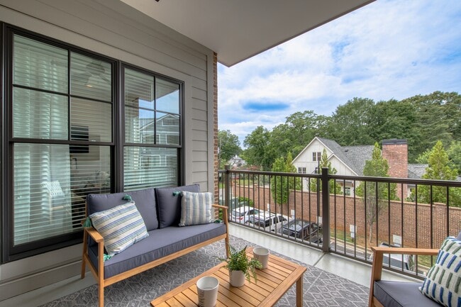 Photo - Vickers Roswell