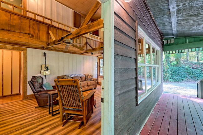 Photo - 331 Duggan Hill Dr