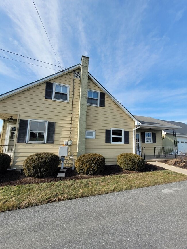 Photo - 4 Bedroom home in a rural setting