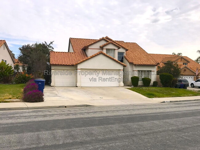 8766 Morninglight Cir