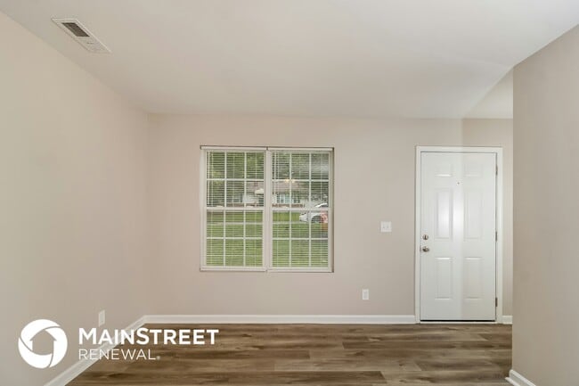 Photo - 3921 Springbrook Dr