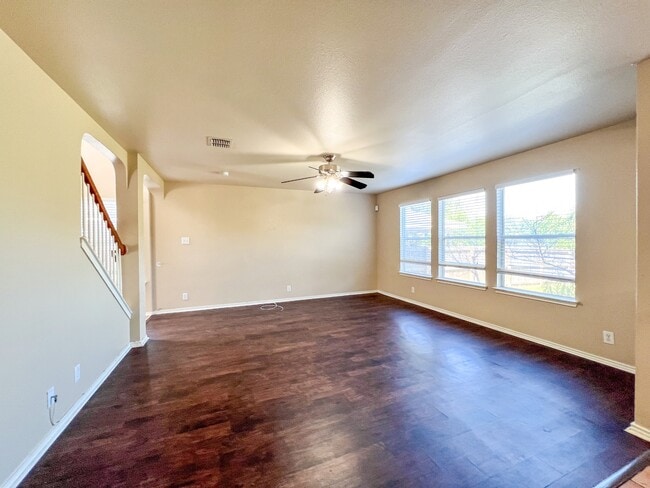 Photo - 218 Val Verde Dr