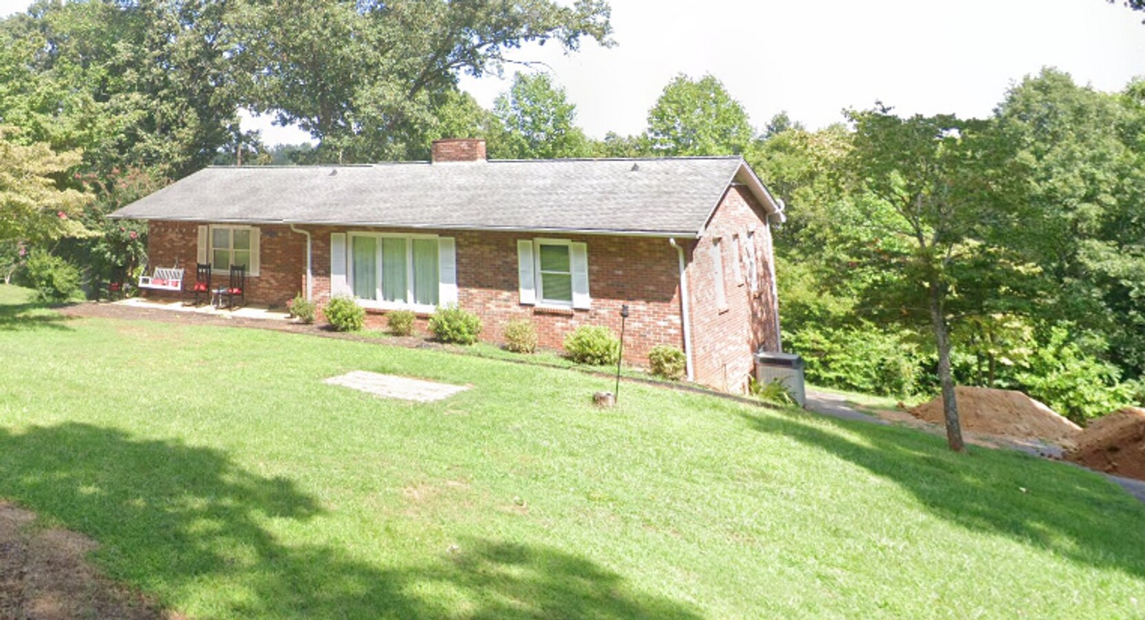 Spacious 3 Bed, 3 Bath Home on an Acre – M... - Spacious 3 Bed, 3 Bath Home on an Acre – M...