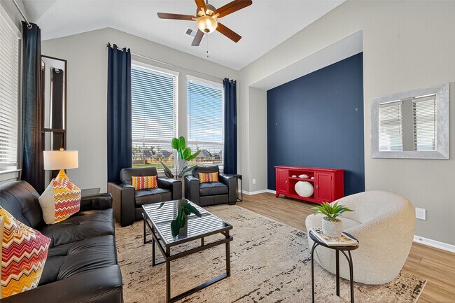 Photo - 1567 Rustling Creek Dr