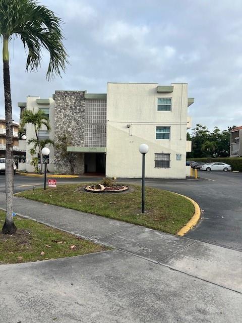 Building Photo - 633 S Royal Poinciana Blvd Unit A212 Rental