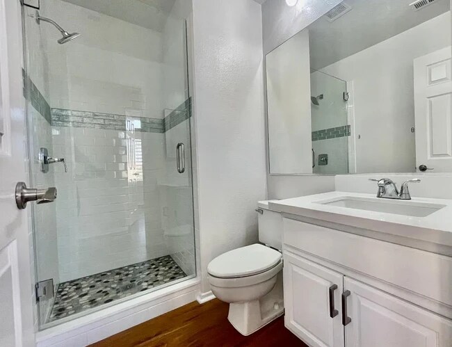 Photo - 24986 Los Alamos