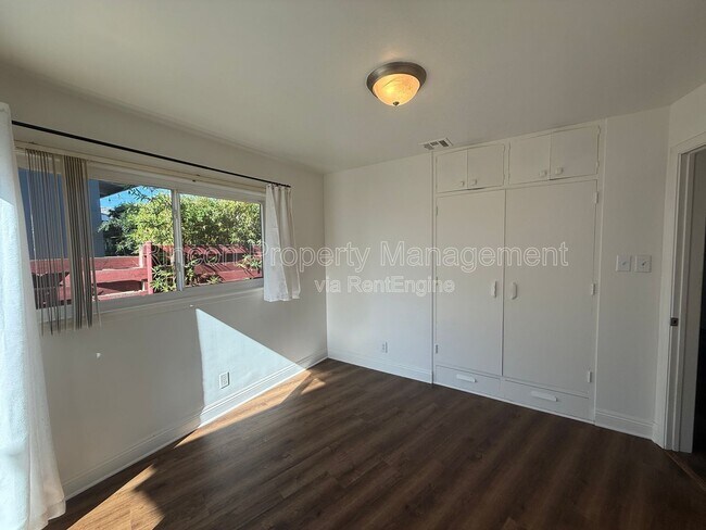 Photo - 3677 Willowick Dr