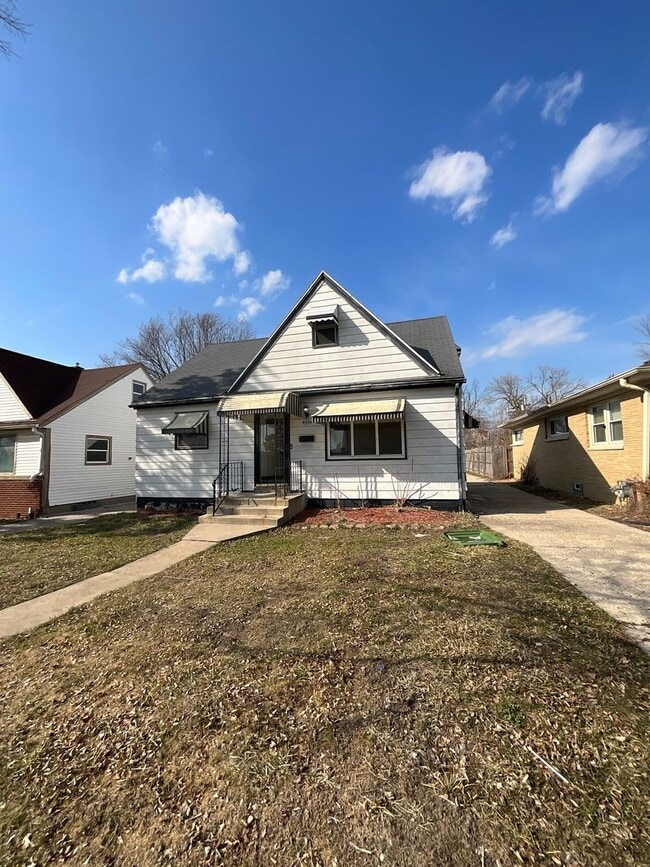 Building Photo - Beautifully Updated 4-Bedroom in Hampton Heights!