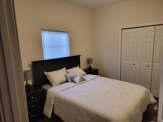 Photo - 3137 Ashland Ave