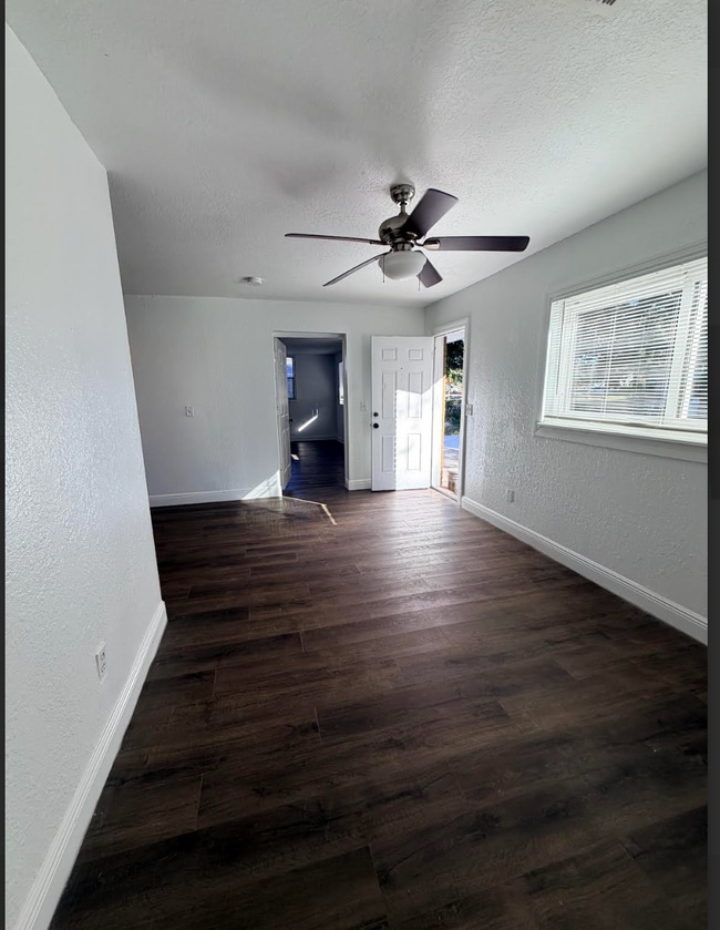 Photo - 2306 N 48th St