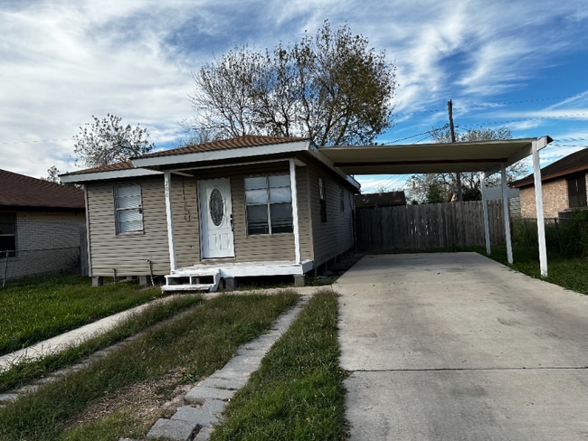 Photo - 200 6th St