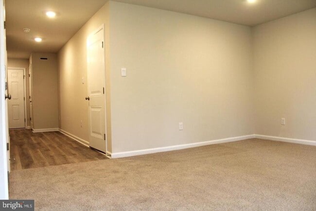 Photo - 102 Jonagold Dr
