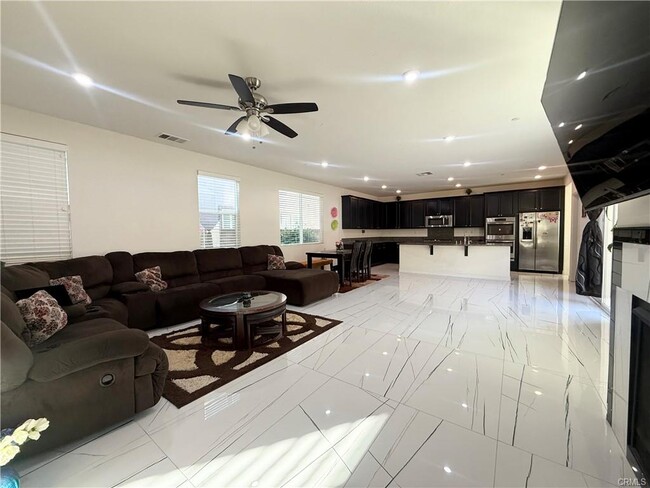 Photo - 28635 Parkside Dr