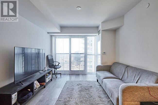 Photo - 225 Village Green Square Unit 1804