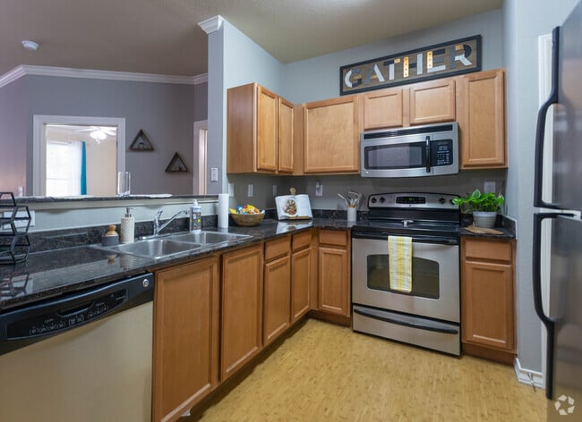 2BR, 2BA - 1,214 SF