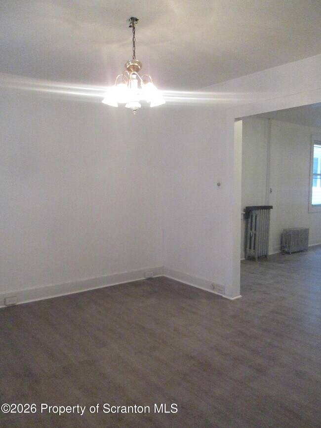 Photo - 811 Cedar Ave