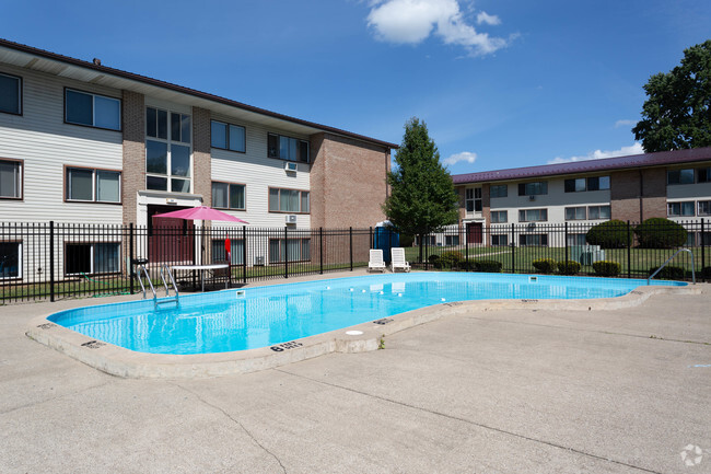 Building Photo - Chili Garden Apartments