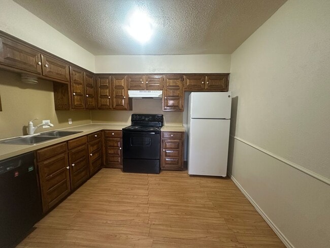 Photo - 1408 15th Pl Unit 2