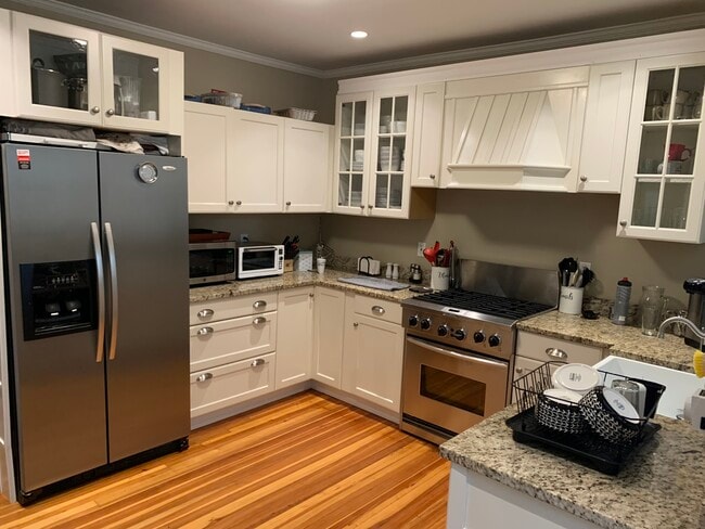 Photo - 115 Eastbourne Rd