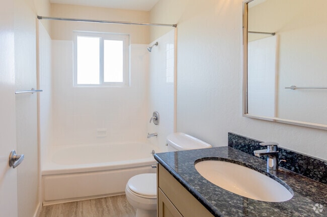 1HAB, 1BA - Verona Gardens