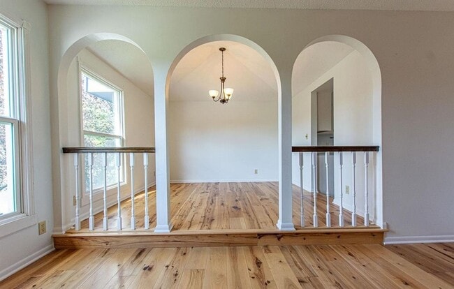 Photo - WELCOME HOME!