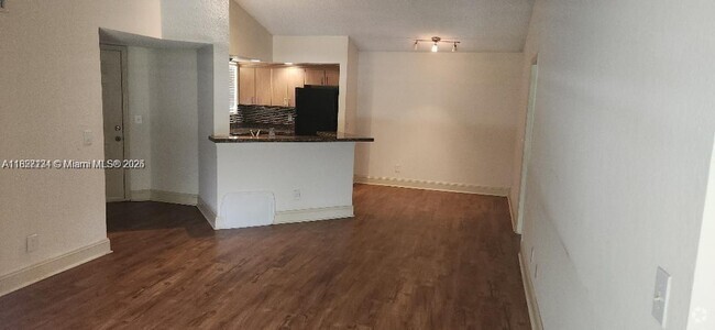 Building Photo - 437 Vista Isles Dr Unit 2221 Rental