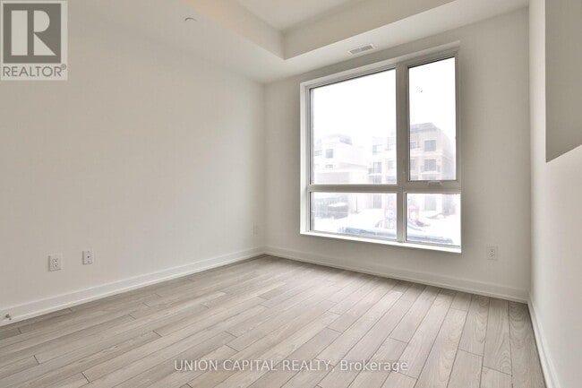 Photo - 2 Red Squirrel Ln. Unité D203