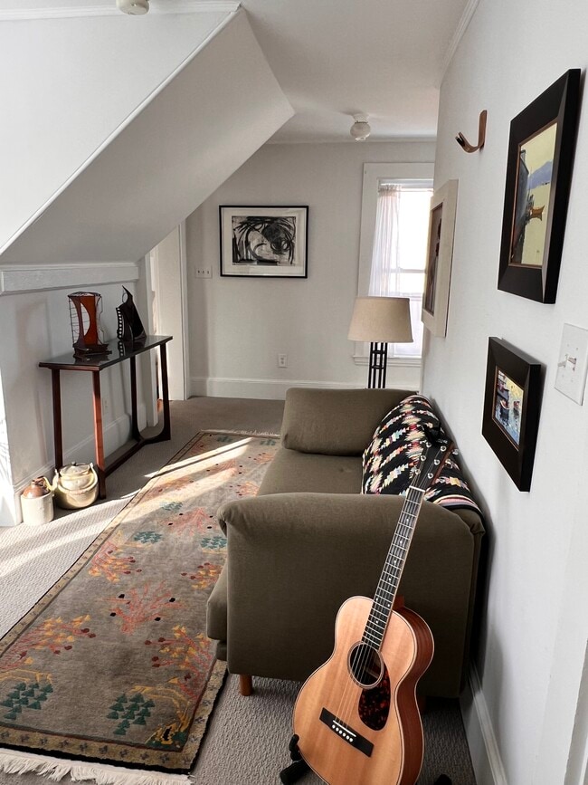 Photo - 38 Summer St Unit Summer Street, 3rd Floor