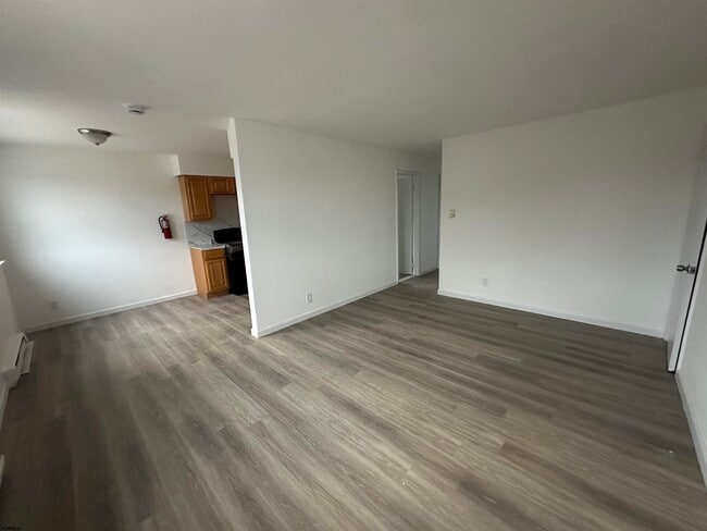 Photo - 1655 Beach Ave Unidad A