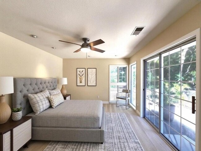 Photo - spacious 4 Bedroom house in Belmont